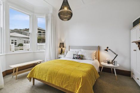 Photo of property in 2 Chatham Street, Berhampore, Wellington, 6023