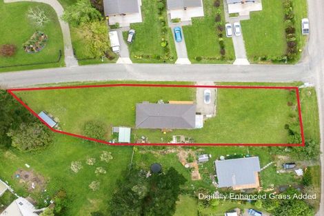 Photo of property in 1 Ataahua Place, Featherston, 5710