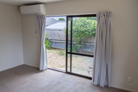 Photo of property in 2/121 Marlow Road, Aranui, Christchurch, 8061