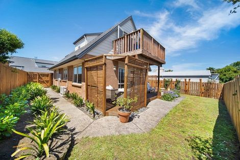 Photo of property in 3b Stevenson Road, Clarks Beach, 2122