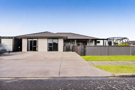 Photo of property in 5 Reremoana Close, Hawera, 4610