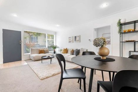 Photo of property in 2/29 Dudley Road, Mission Bay, Auckland, 1071