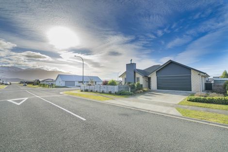 Photo of property in 12 Asher Avenue, Te Anau, 9600