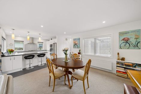 Photo of property in 7 Marlborough Street, Silverstream, Upper Hutt, 5019