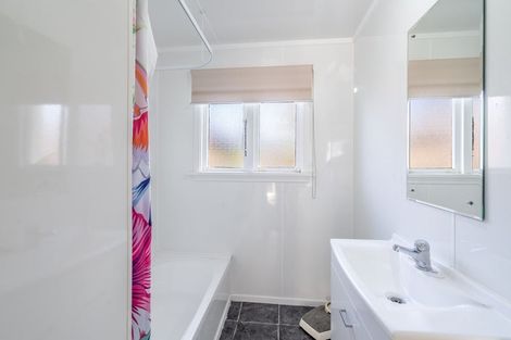 Photo of property in 10 Lansdowne Street, Strathern, Invercargill, 9812