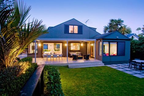 Photo of property in 11 Audrey Road, Takapuna, Auckland, 0620