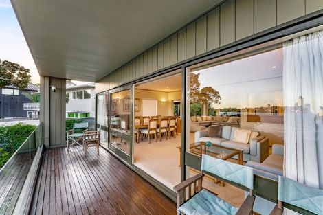 Photo of property in 47 Sylvan Park Avenue, Milford, Auckland, 0620