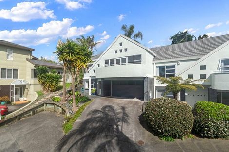 Photo of property in 1/16 Sailfish Drive, West Harbour, Auckland, 0618