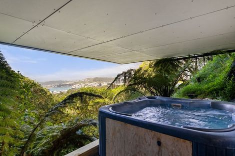 Photo of property in 64a Orangi Kaupapa Road, Northland, Wellington, 6012