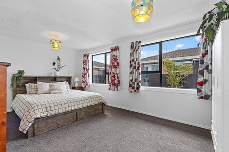 Photo of property in 8 Blake Street, New Brighton, Christchurch, 8061