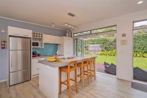 Photo of property in 5 Grange Road, Hahei, Whitianga, 3591