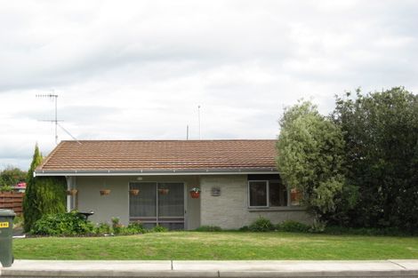 Photo of property in 2/7 Brookvale Road, Havelock North, 4130