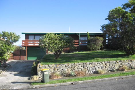 Photo of property in 30 Clipper Street, Titahi Bay, Porirua, 5022