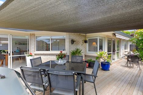 Photo of property in 4 Palm Court, Mount Maunganui, 3116