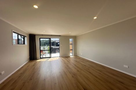 Photo of property in 2 Kawapani Lane, Kumeu, 0810