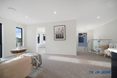 Photo of property in 21 Knockanara Drive, Flat Bush, Auckland, 2019