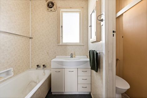 Photo of property in 906 Albert Street, Parkvale, Hastings, 4122