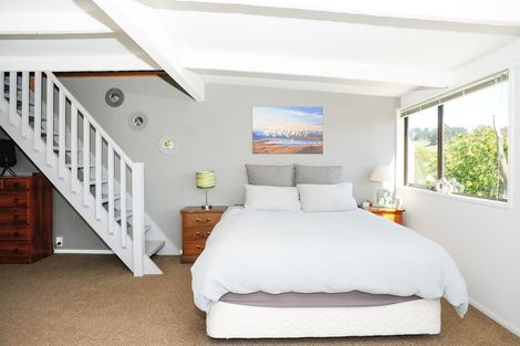 Photo of property in 23 Te Papau Crescent, Diamond Harbour, 8972