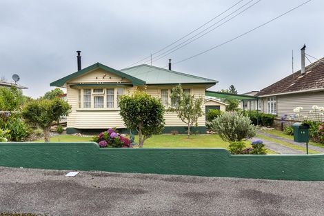 Photo of property in 18 Ashmore Avenue, Cobden, Greymouth, 7802