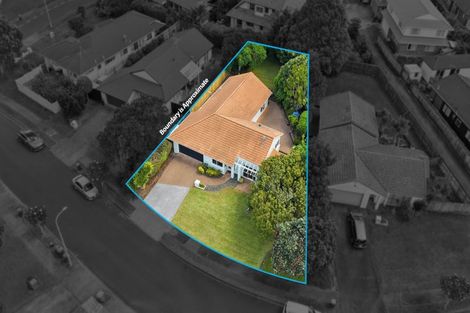 Photo of property in 1/19 Edendale Road, Somerville, Auckland, 2014