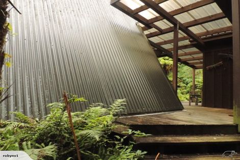 Photo of property in 45 Lake View Terrace, Moana, 7875