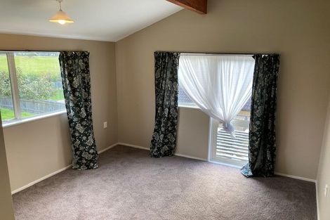 Photo of property in 2/25 Bonita Avenue, Stanmore Bay, Whangaparaoa, 0932