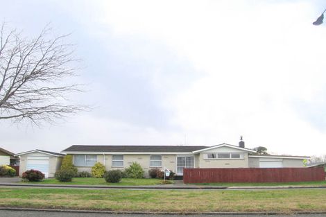 Photo of property in 152 Flaxmere Avenue, Flaxmere, Hastings, 4120