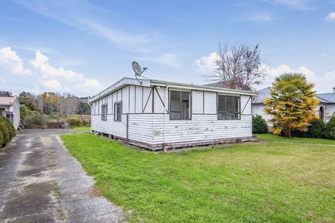 Photo of property in 77 Taupo Road, Taumarunui, 3920