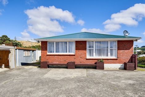 Photo of property in 29 Aberfeldy Street, Cannons Creek, Porirua, 5024