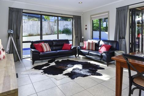 Photo of property in 110 Cyril French Drive, Flat Bush, Auckland, 2016