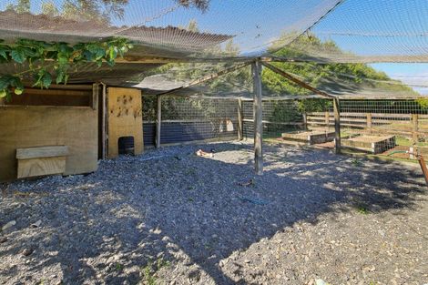 Photo of property in 234 Kawiu Road, Levin, 5510