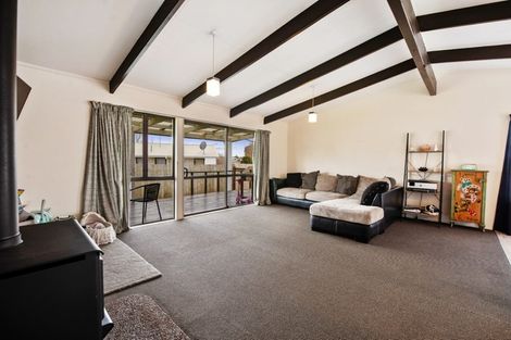 Photo of property in 9 Thebes Street, Pomare, Rotorua, 3015