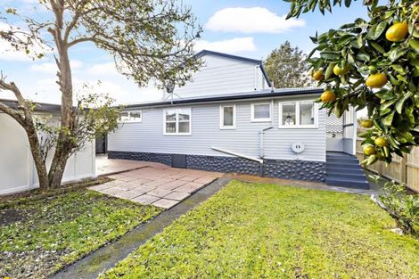 Photo of property in 9 Roseanne Road, Manurewa, Auckland, 2102