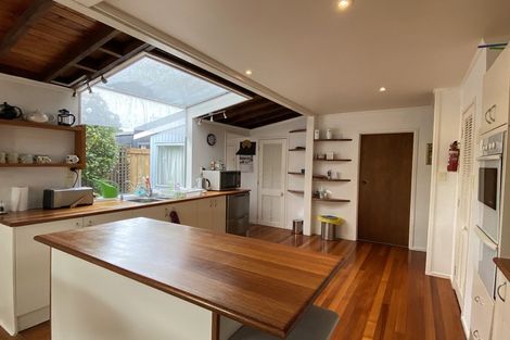 Photo of property in 61 The Circle, Manly, Whangaparaoa, 0930