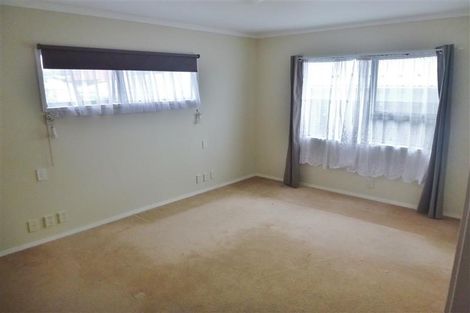 Photo of property in 7 Southview Place, Wattle Downs, Auckland, 2102