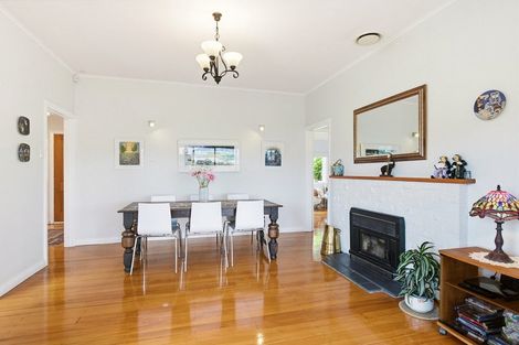Photo of property in 51 Kinghorne Street, Strathmore Park, Wellington, 6022