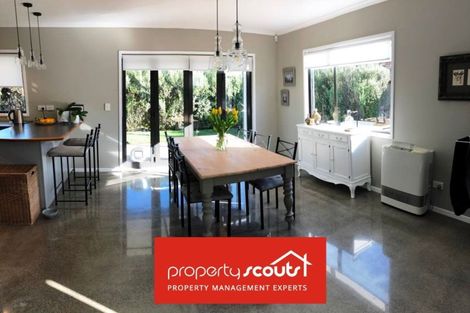 Photo of property in 19b Beach Road, Te Atatu Peninsula, Auckland, 0610