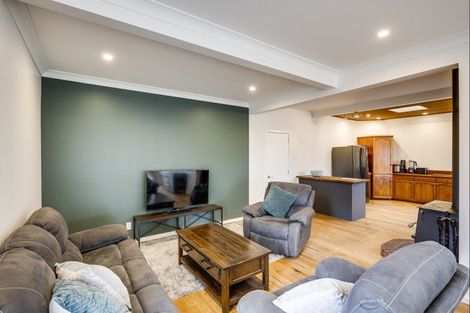 Photo of property in 911 Churchill Street, Akina, Hastings, 4122