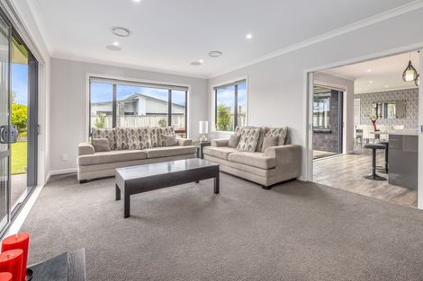 Photo of property in 9 Christow Court, Paraparaumu, 5032