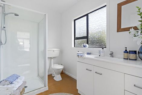 Photo of property in 8 Reading Street, Greytown, 5712