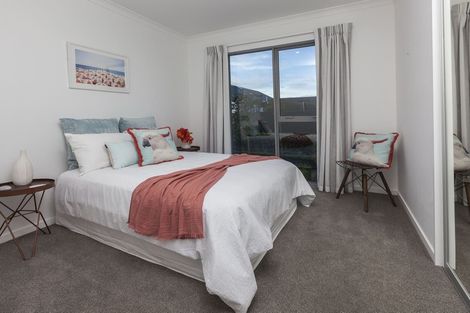 Photo of property in 29 Waterstock Way, Parklands, Christchurch, 8083