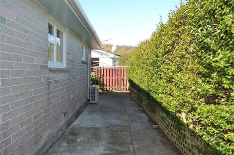 Photo of property in 21 Percy Cameron Street, Avalon, Lower Hutt, 5011