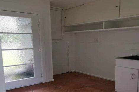 Photo of property in 21 Lynden Avenue, Hillcrest, Auckland, 0627