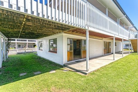 Photo of property in 107 Titiro Place, Onemana, Whangamata, 3691