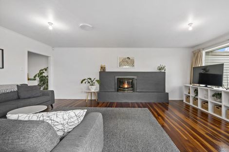 Photo of property in 39 Toru Street, Te Atatu Peninsula, Auckland, 0610