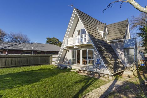 Photo of property in 46 Summerhill Drive, Fitzherbert, Palmerston North, 4410