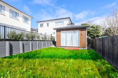 Photo of property in 60a Batkin Road, New Windsor, Auckland, 0600