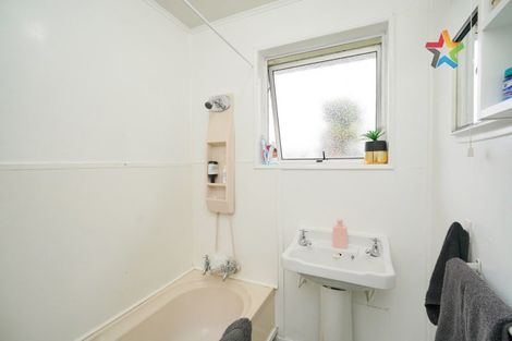 Photo of property in 10 Burns Street, Kew, Invercargill, 9812