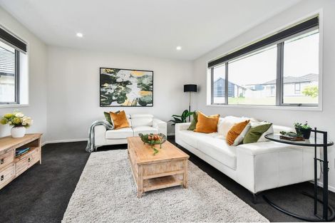 Photo of property in 5 Leathem Crescent, Pokeno, 2402