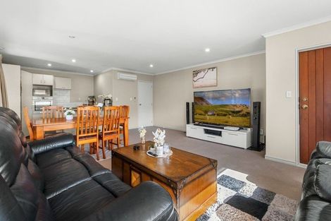 Photo of property in 93 Kinloch Way, Bethlehem, Tauranga, 3110